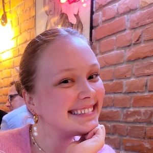 Meet your Posher, Julia